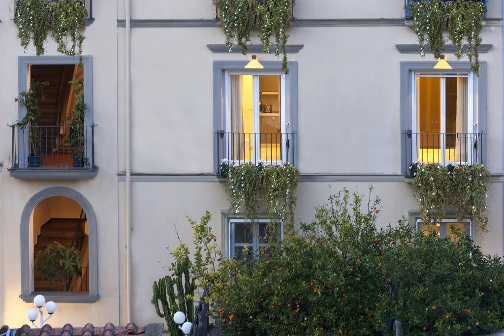 Estate4Home - Surreo Luxury B&B Frühstückspension Sorrent